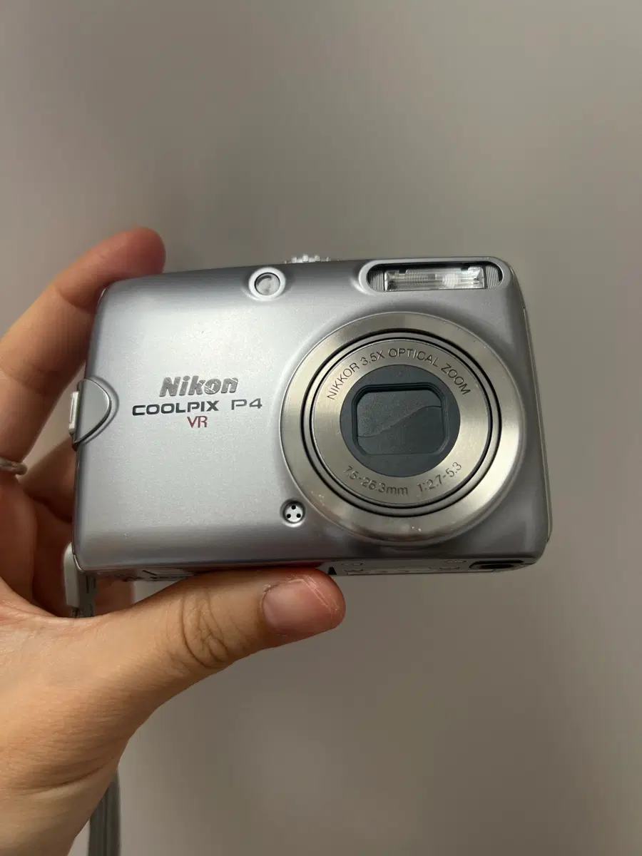 (작례O) Nikon coolpix p4