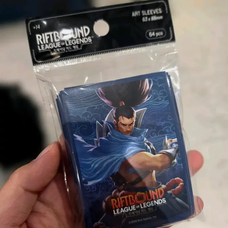 공식 리프트바운드 한국 오리진 야스오 카드 슬리브 리그 오브 레전드 롤카드 riftbound origins yasuo sleeve