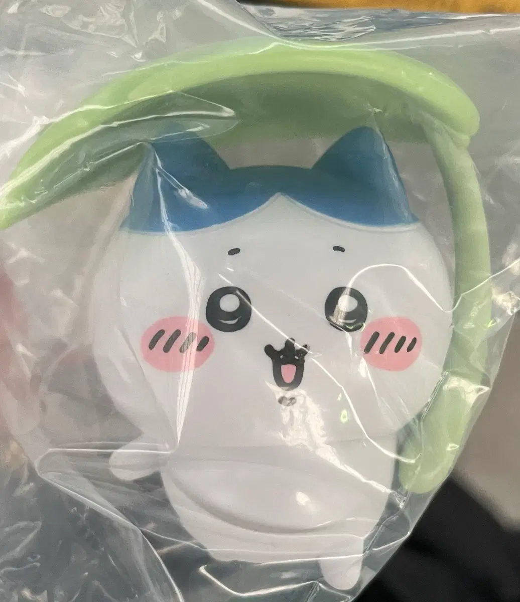 먼작귀 치이카와 우산 피규어 하치와레