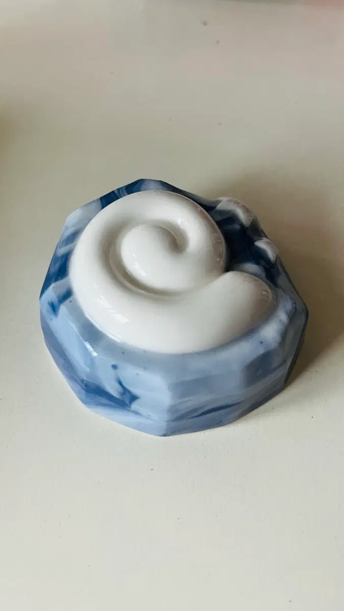 동숲 동물의숲 굿즈 화석 도자기