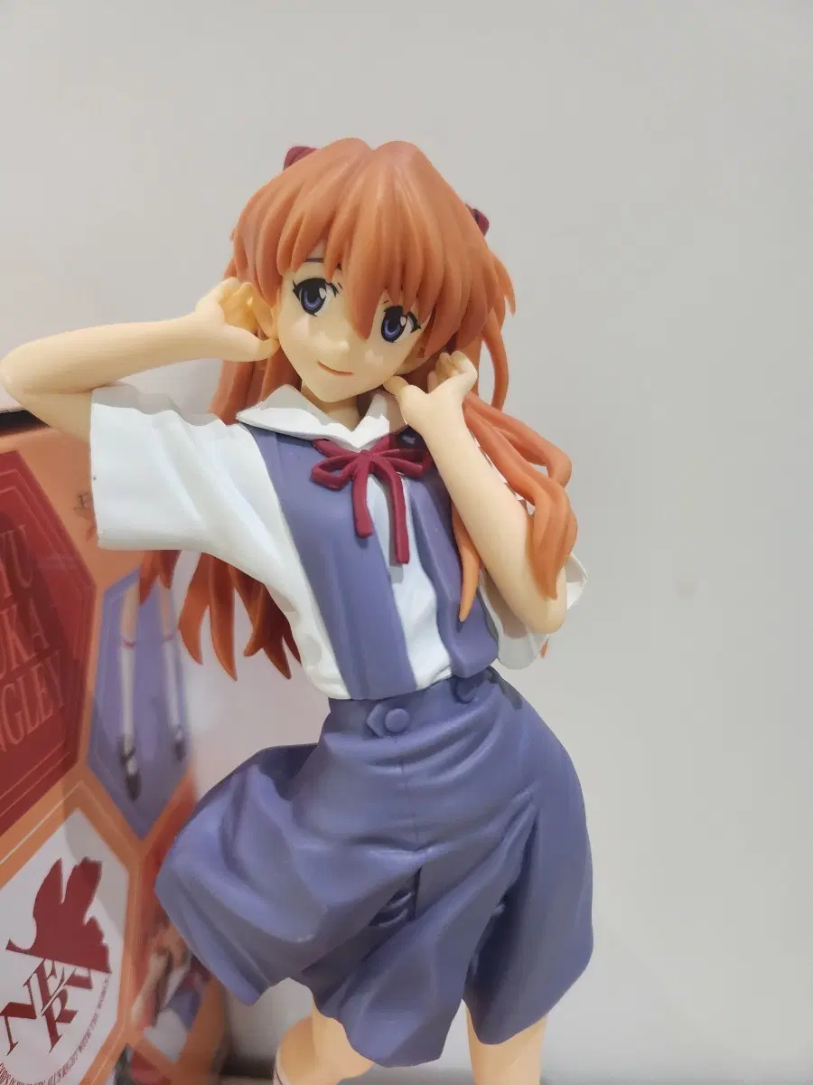 에반게리온 소류 아스카 교복 피규어