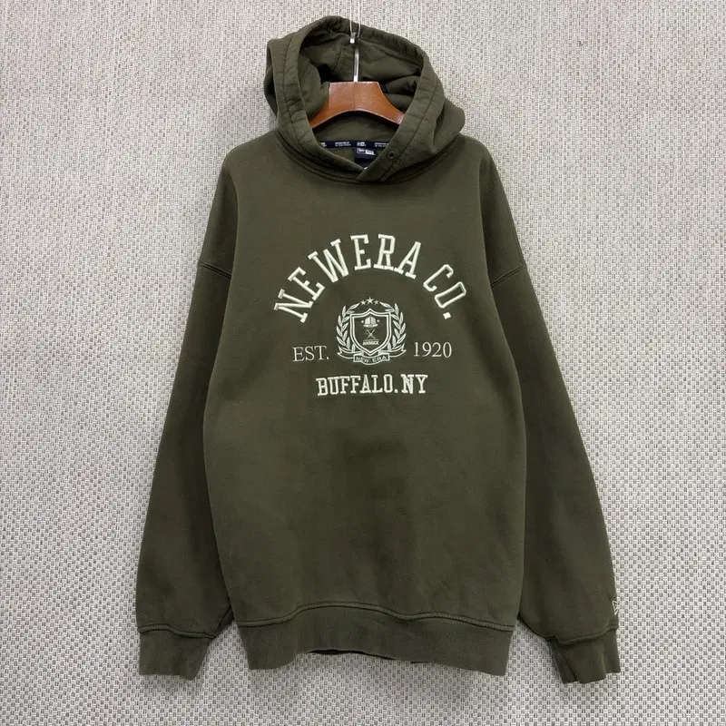 뉴에라 약기모 후드티 105 H06802