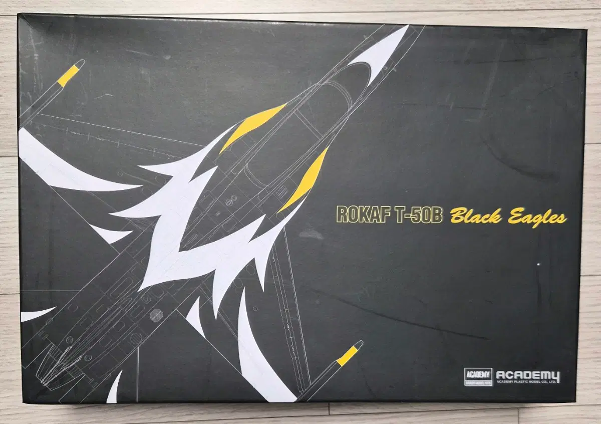 아카데미 ROKAF T-50B 블랙이글 12242 미개봉