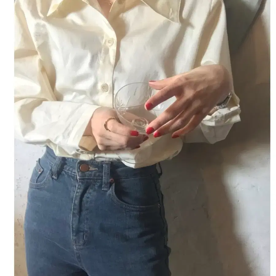 시엔느 엠버 블라우스