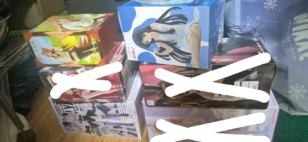 피규어들 판매합니다 (아랴양, 케이온, 하루히, 늑대와 향신료)