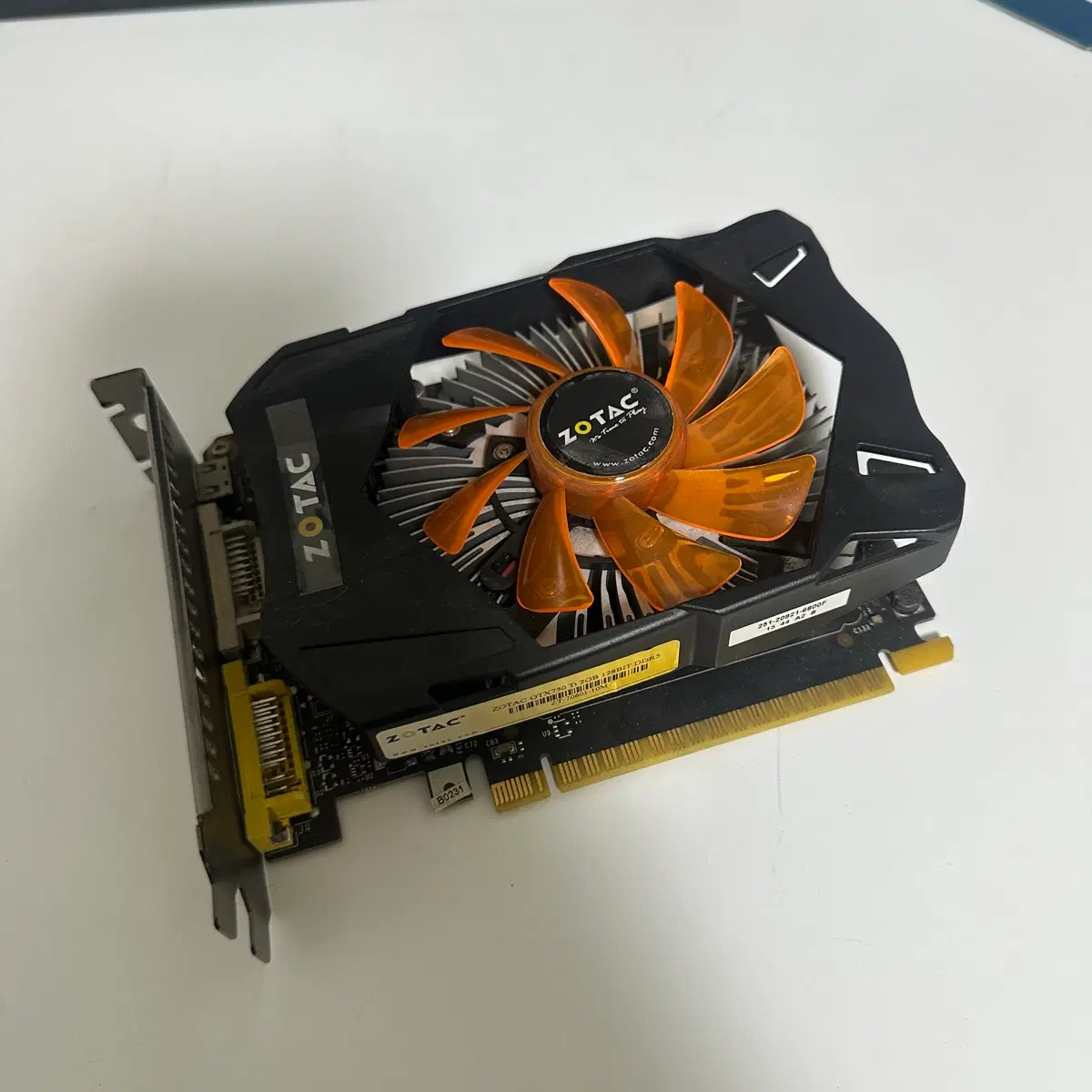 조탁 GTX750Ti 2G 그래픽 카드