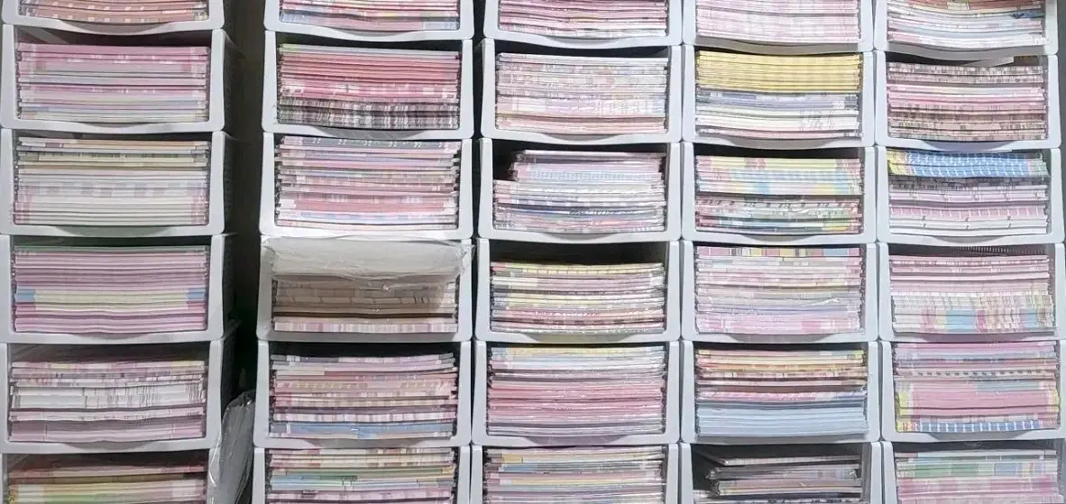 랩핑지 수제봉투 250세트 + 사진에 있는 수납함 30개