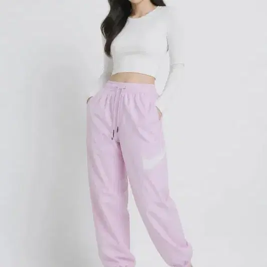 여M/나이키 22SS 라이트 퍼플 나일론 팬츠