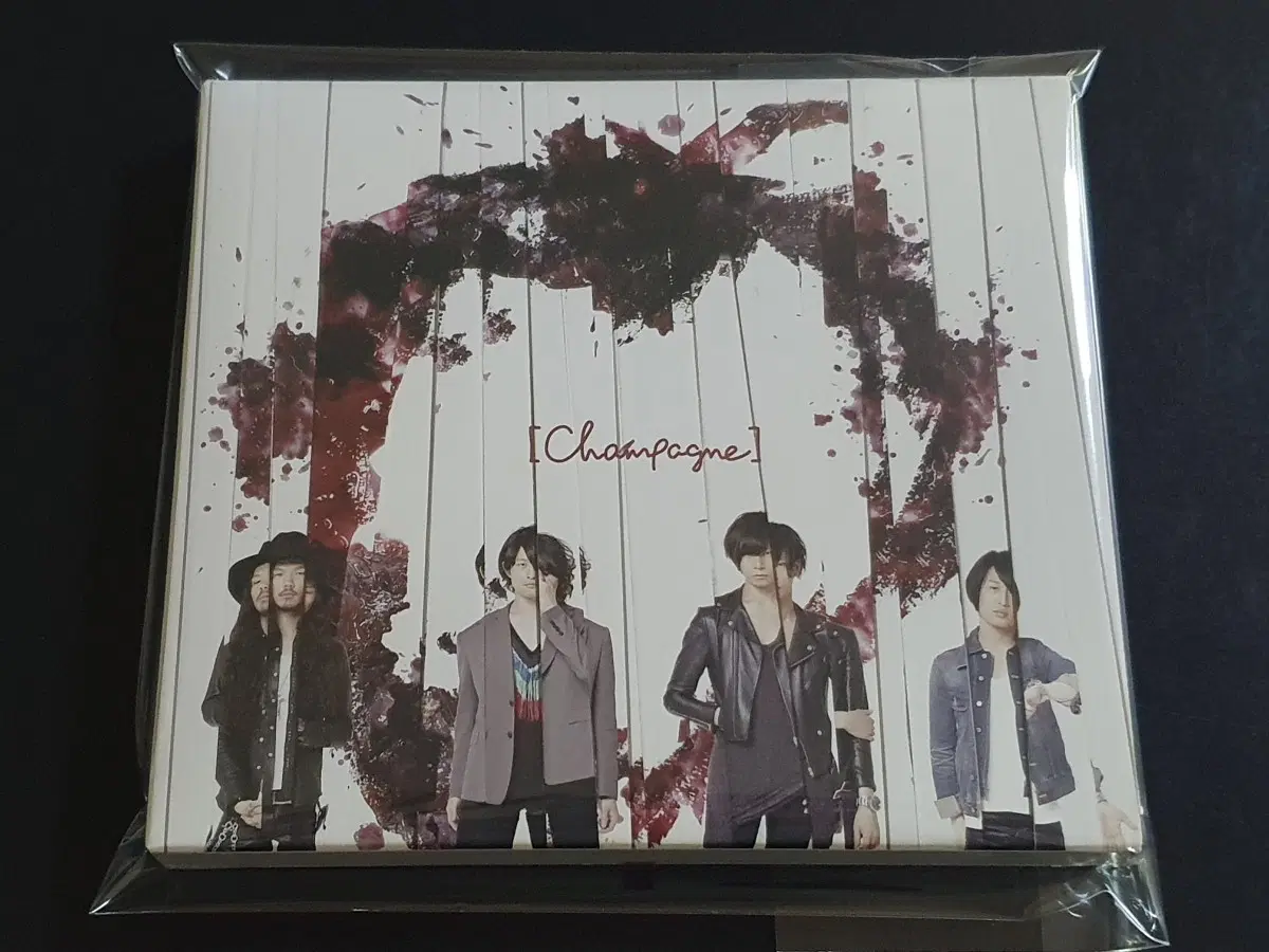 Alexandros 알렉산드로스 4집 앨범 Me No Do Karate (CD+포토북) 한정반