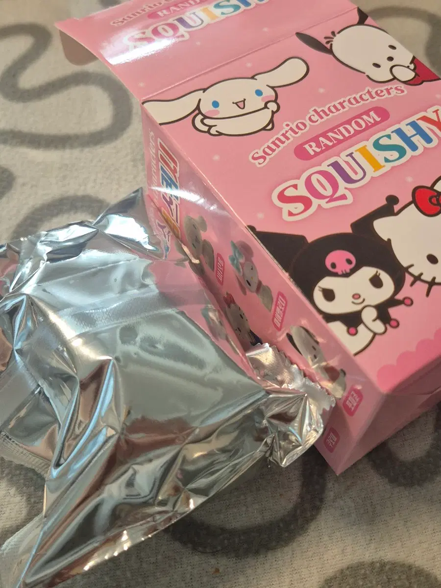 산리오 캐릭터즈 랜덤 스퀴시 포챠코