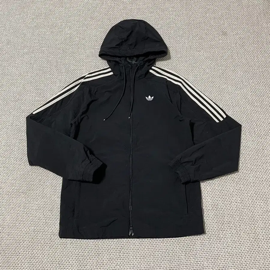 XS 아디다스 바람막이 자켓 B.6838