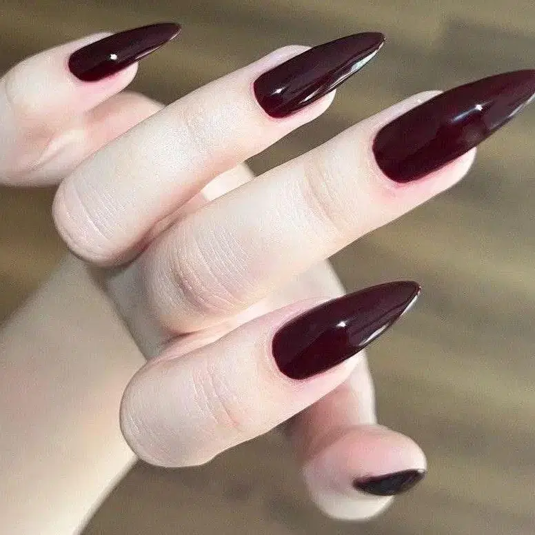 your nail mood, made by me | 딥 버건디 네일
