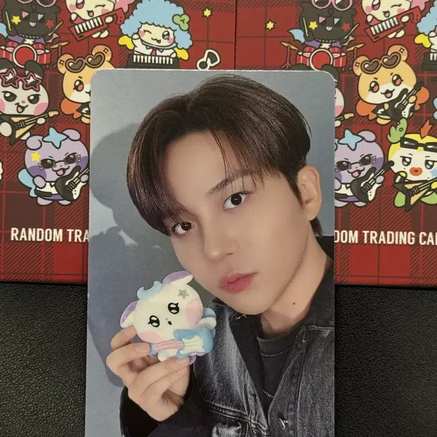 에이티즈 마이티즈 락스타 종호 트레카