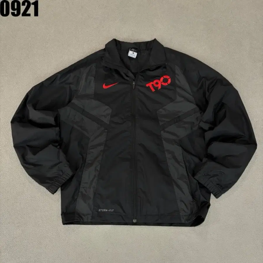 나이키 T90 바람막이 자켓 블랙 L