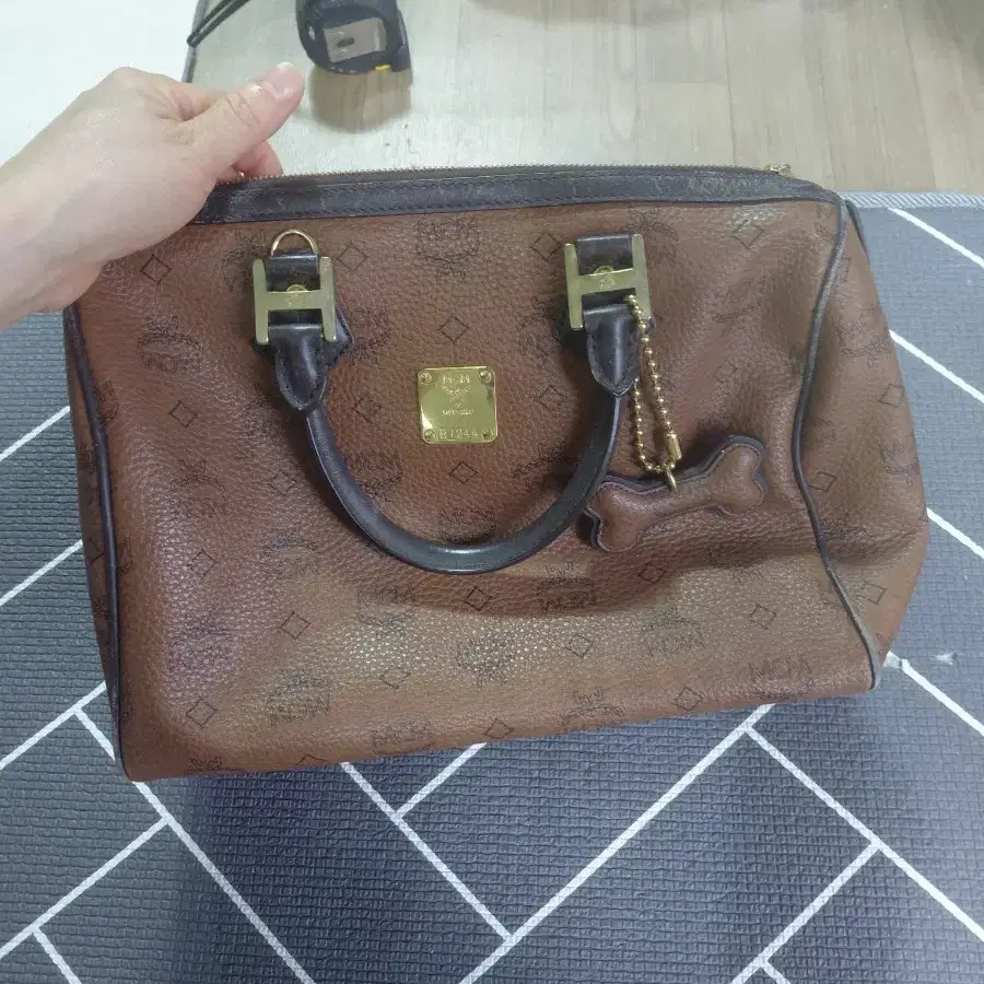 엠씨엠 가방 택있음
