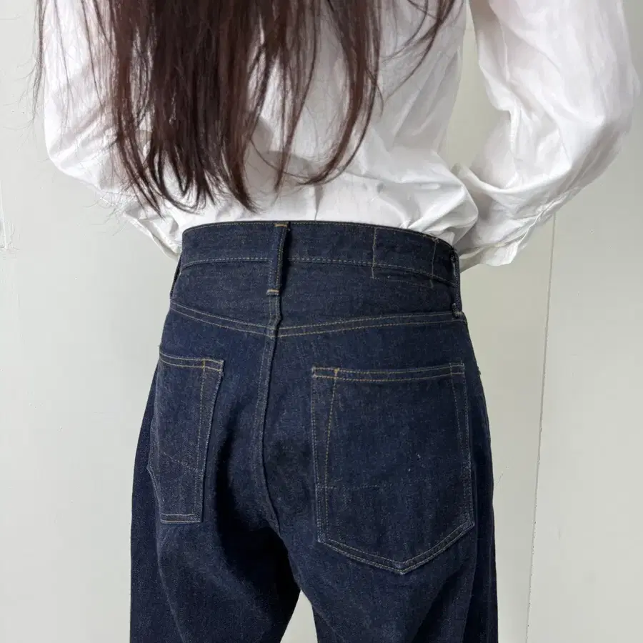 나이젤카본 5 포켓 셀비지 데님 팬츠