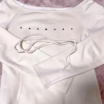 andmary Mary logo choker tops ivory | 긴팔 티셔츠 | 번개장터 중고거래
