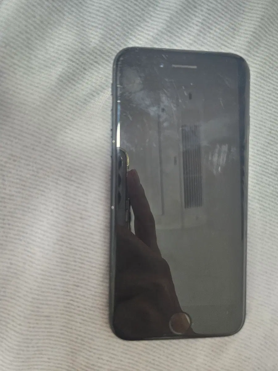 아이폰SE3 64gb 배터리75