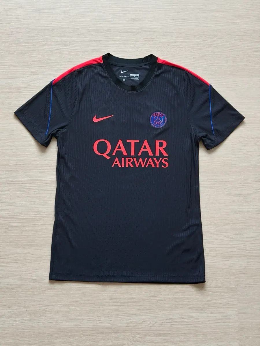 나이키 2627파리 생제르망PSG 선수용 어센틱 AERO-FIT 트레이닝 반팔탑
