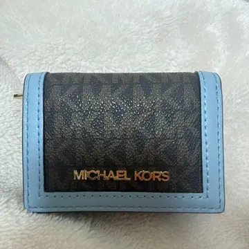 [ 미사용 ] MICHAEL KORS 3단 폴더형 지갑 브라운/라이트 블루