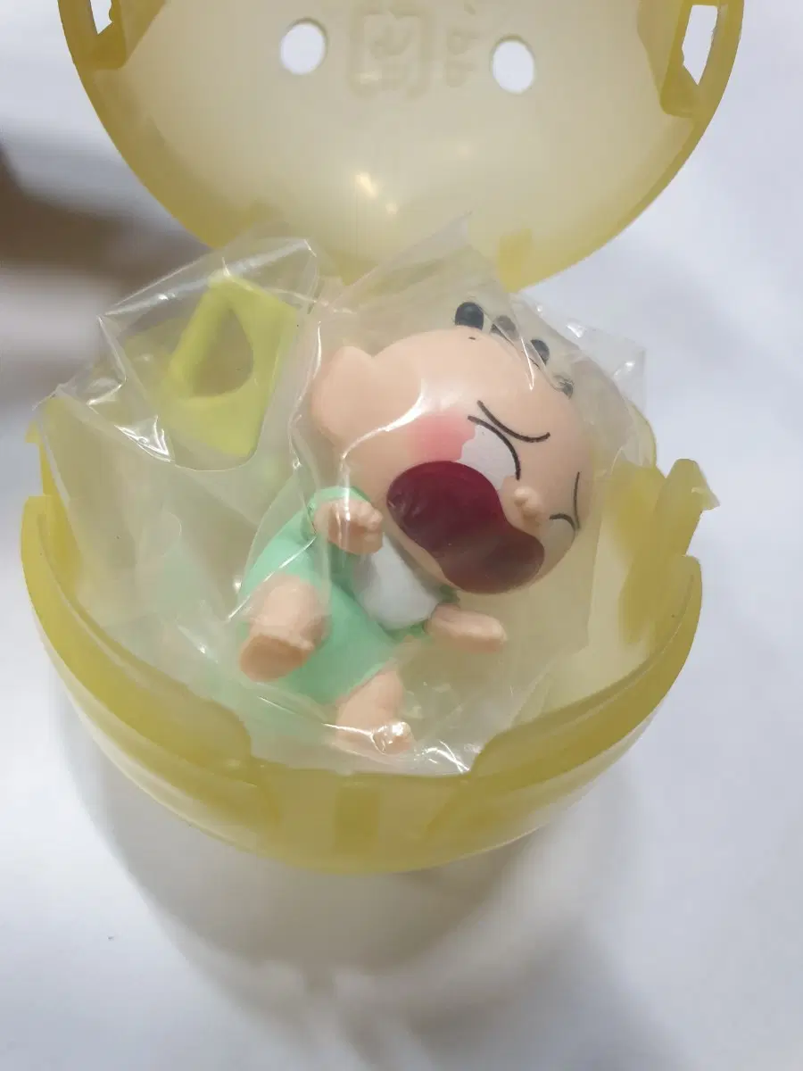 ~10/5)짱구는 못말려 베이비 훈이 산책 가챠