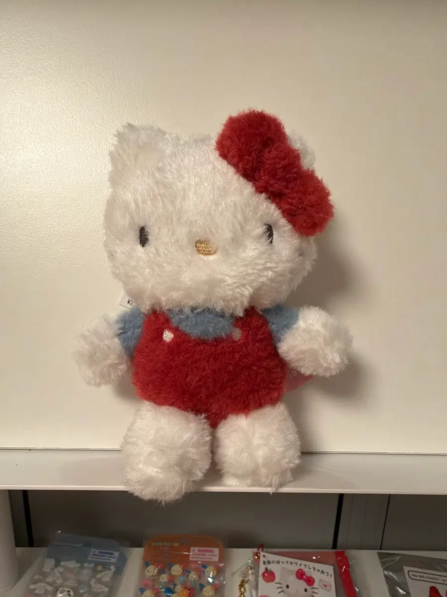 (산리오하우스 한정판)헬로키티 뽀실 인형