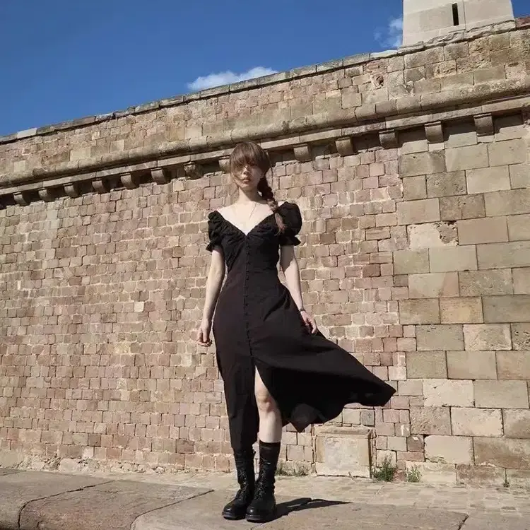 플레따 91 Deep V-neck Dress