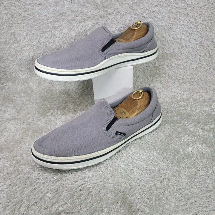 M11/265 크록스 놀린 남성 슬립온