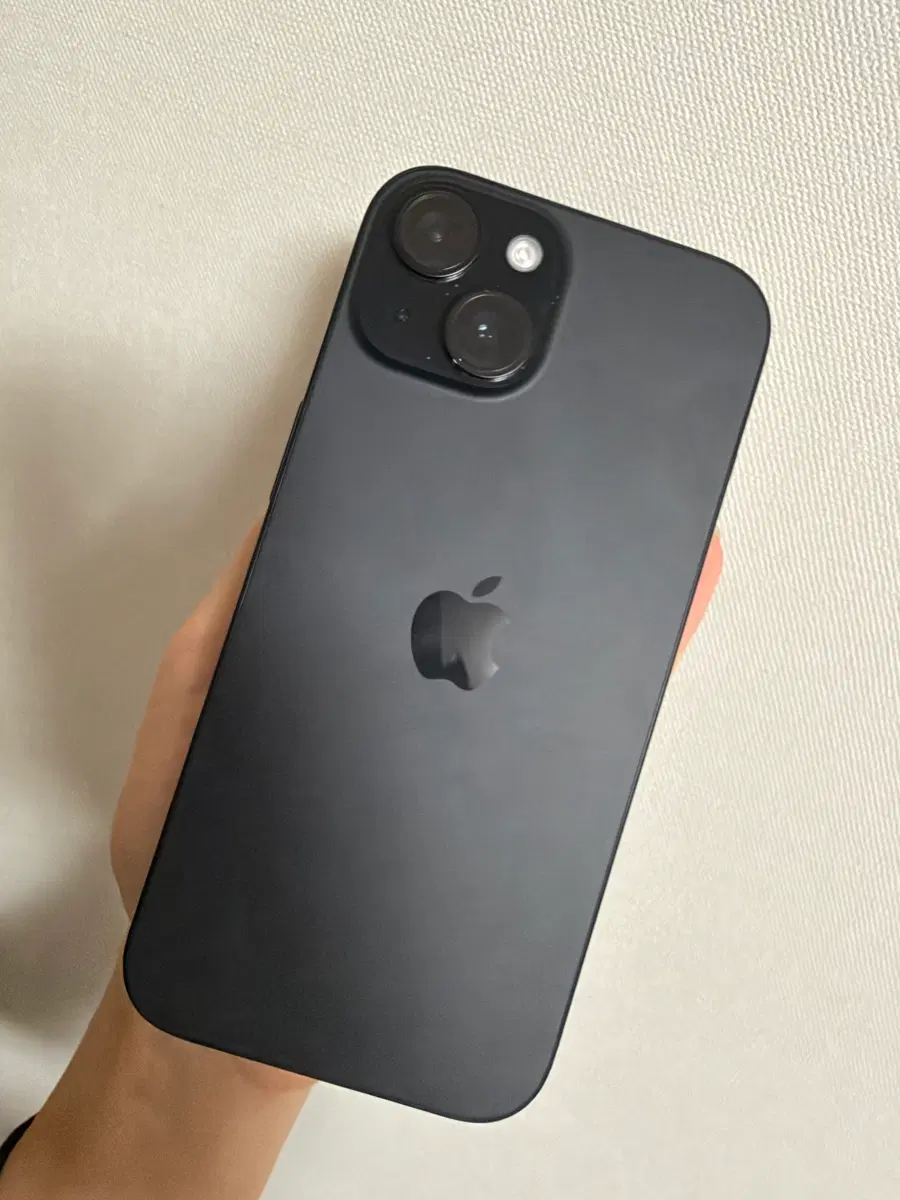 아이폰 15 256GB 블랙 상태 좋음