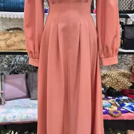 AND COUTURE 핀턱 롱원피스 55