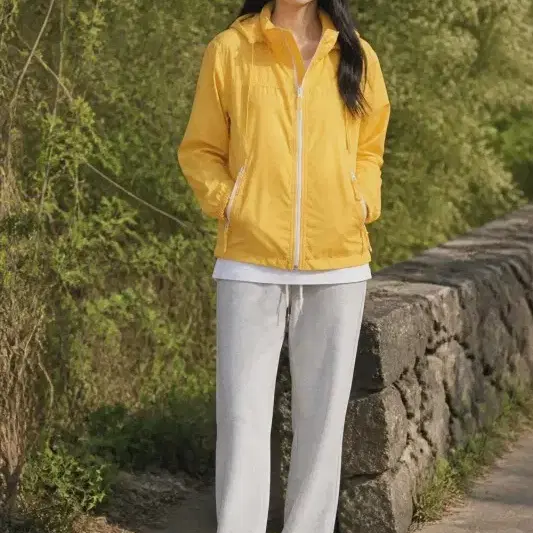 E089 SPAO 집업 S 여 아지구제