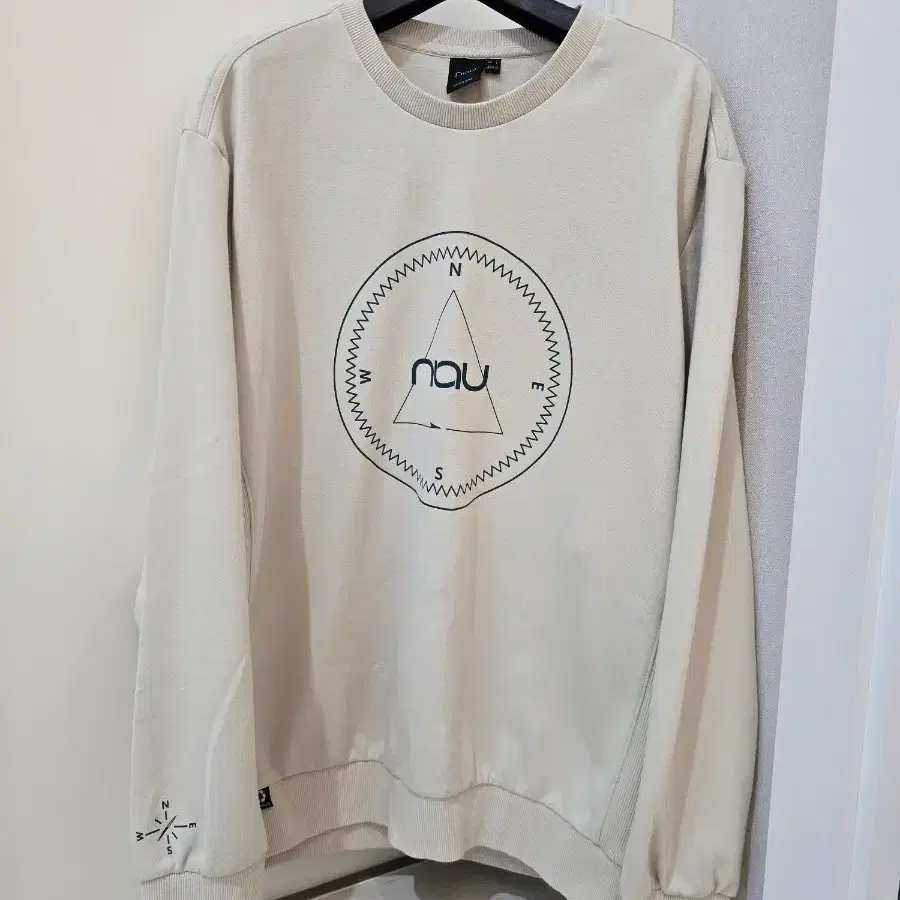 나우 nau 맨투맨 L 베이지
