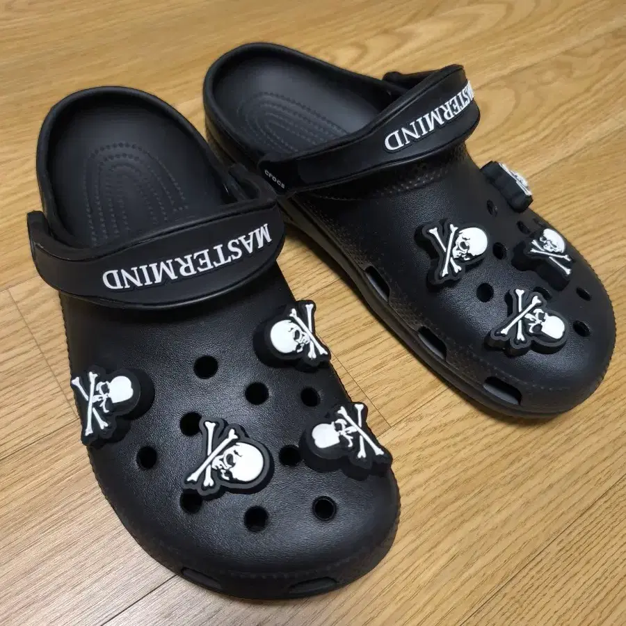 마스터마인드 x 크록스 270사이즈