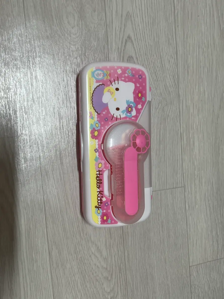 키티 고전 필통