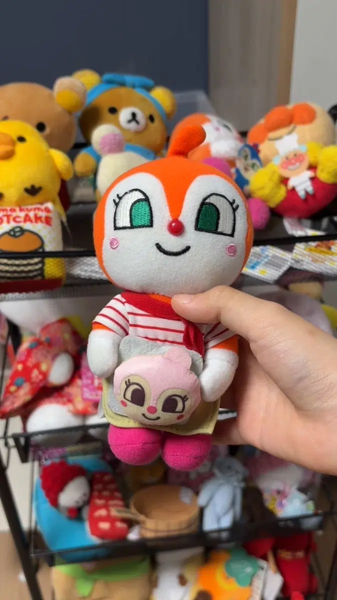 호빵맨 딸랑이 인형