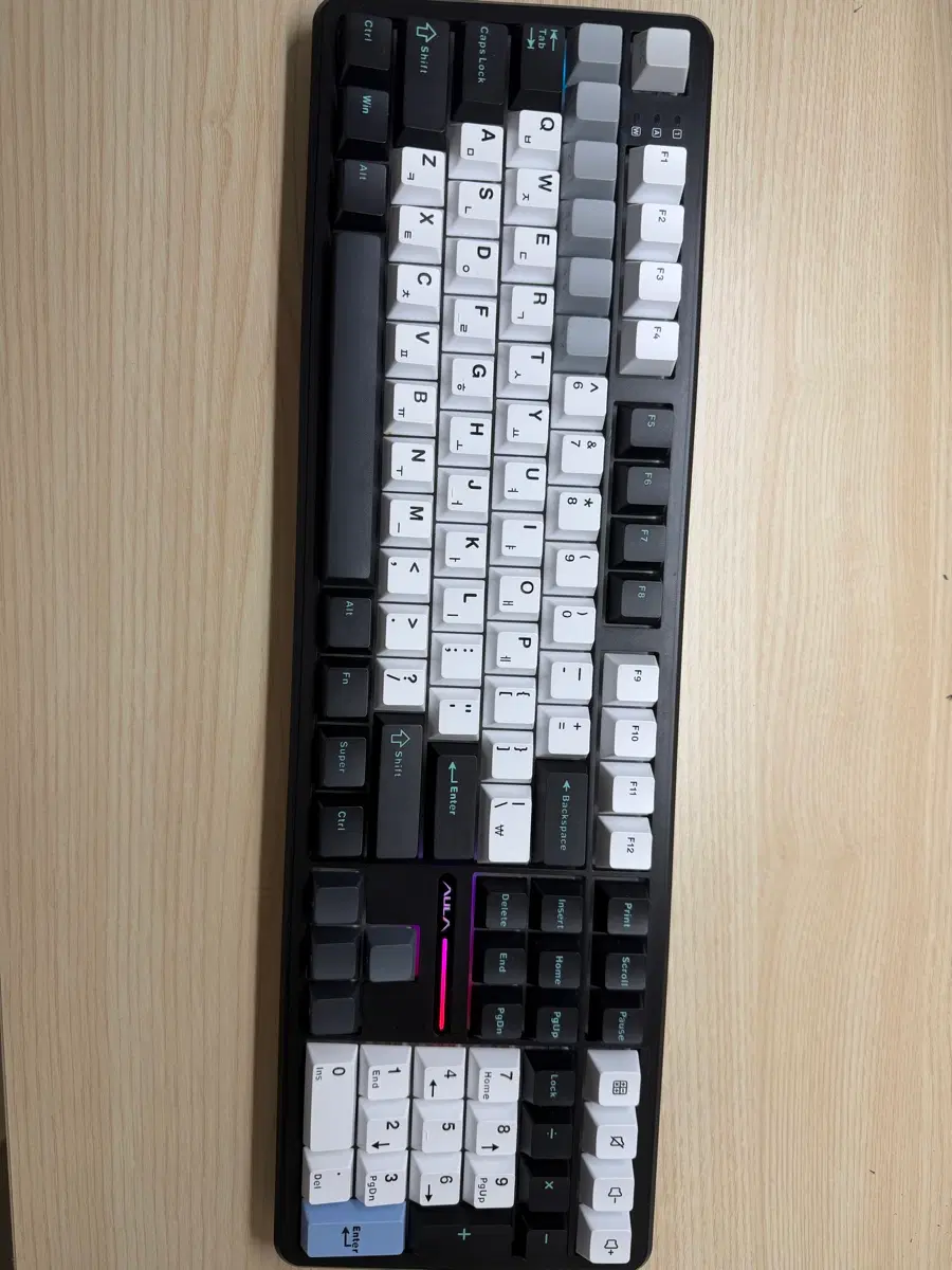 AULA F108 유무선 독거미 기계식 키보드 세이야축