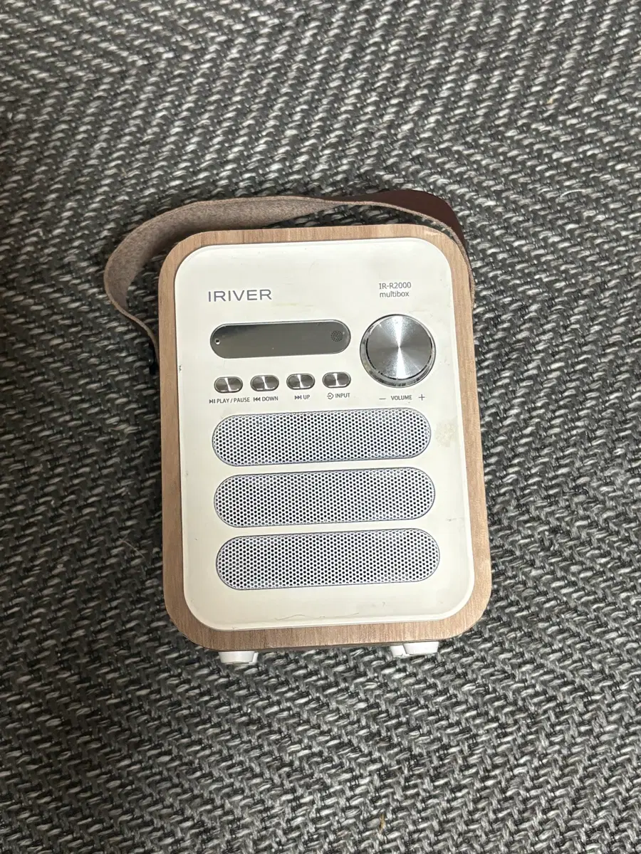 IRIVER 블루투스 겸 라디오 판매합니다