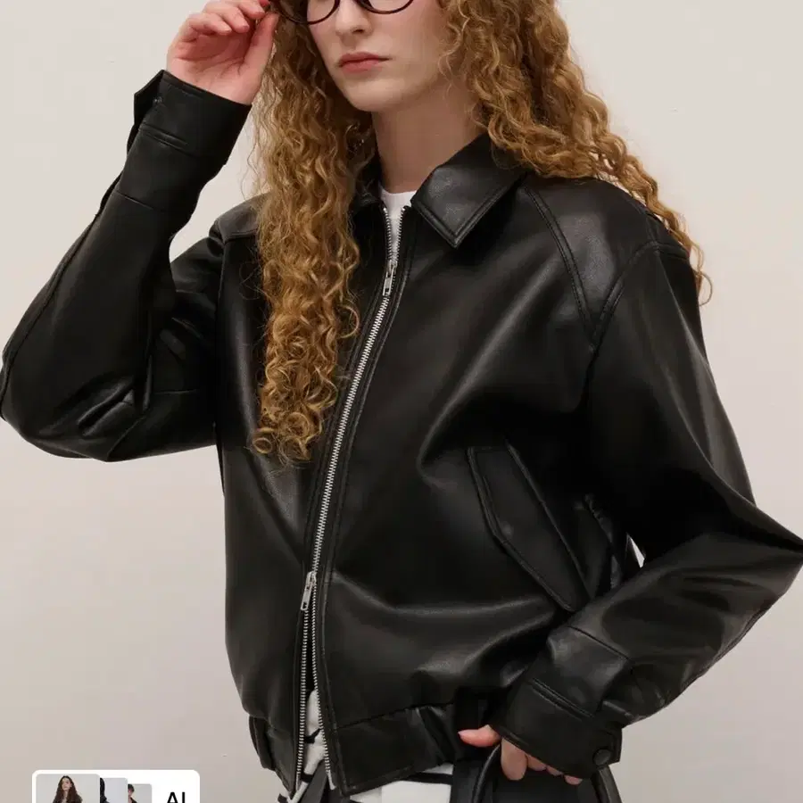 도프셉 가죽 자켓 FAUX Leather Crop Bomber in Black