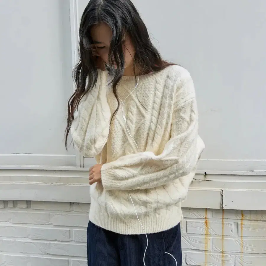 미치코런던 코시노 > FISHERMAN CABLE WOOL KNIT CREAM