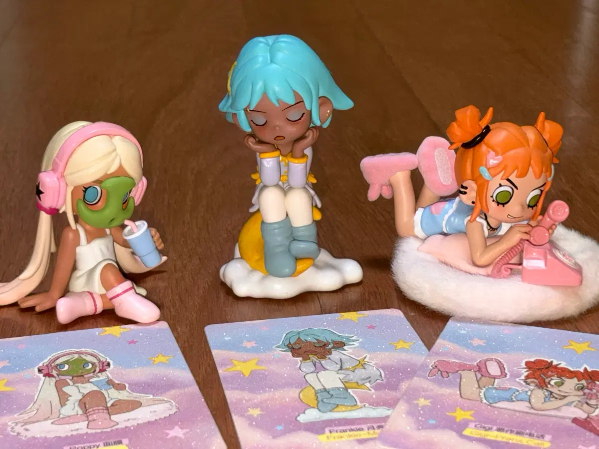 팝마트 lil peach riot 갸루 피규어 3종 set
