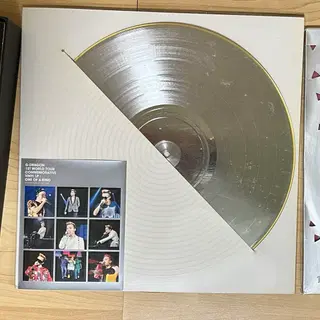 지드래곤 1st World Tour Commemorative One Of A Kind 2LP | CD/DVD