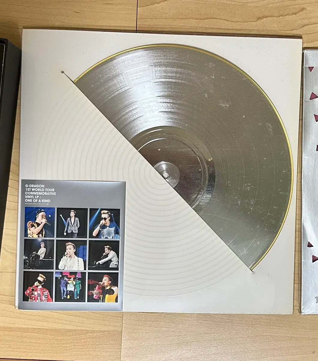 지드래곤 1st World Tour Commemorative One Of A Kind 2LP