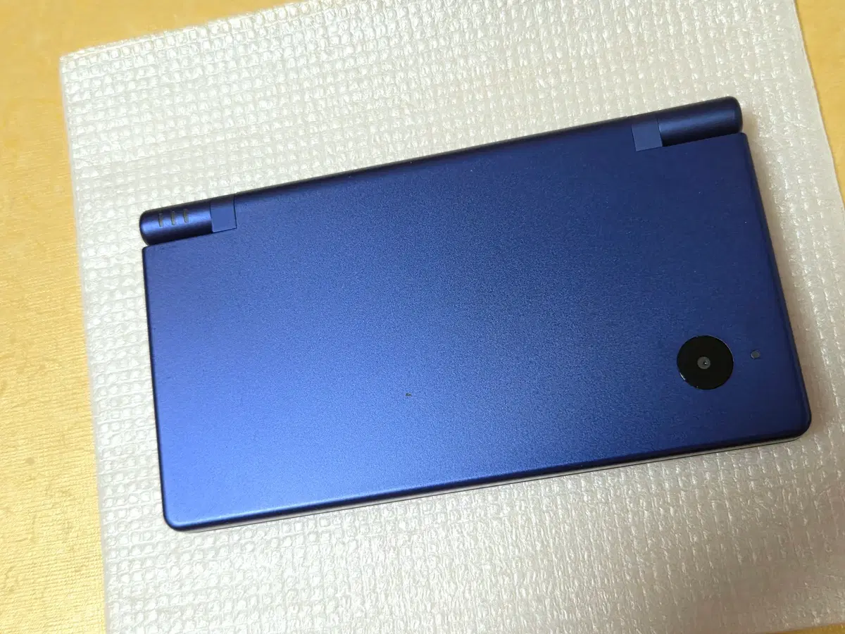 미품급 닌텐도 dsi 메탈블루 내구성갑 제품 dslite 게임보이x