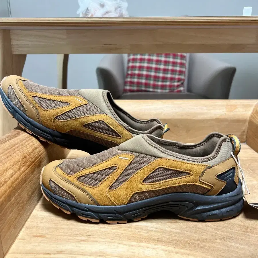 네파 얼릭 스니커즈 270