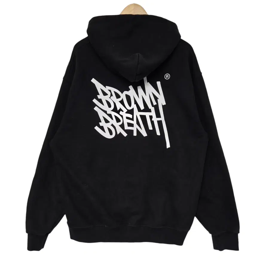 Brown Breath 후드