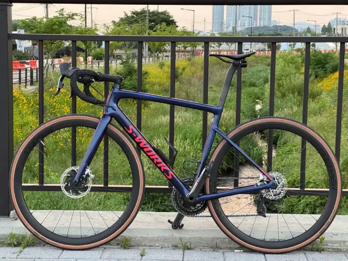 로발 c38 디스크 휠셋 팝니다