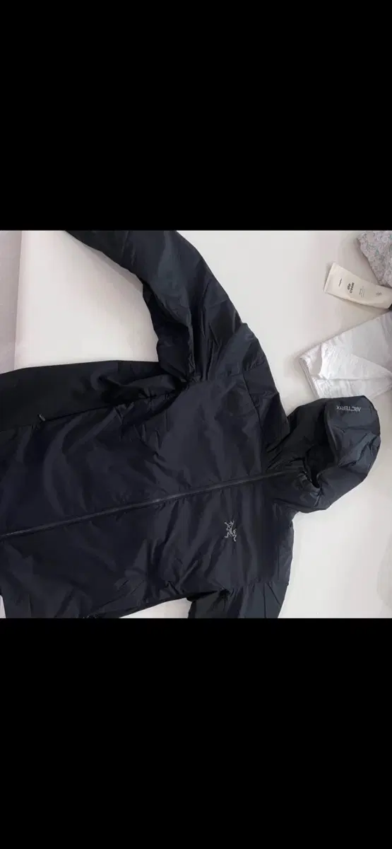 아크테릭스 아톰후디 xxl