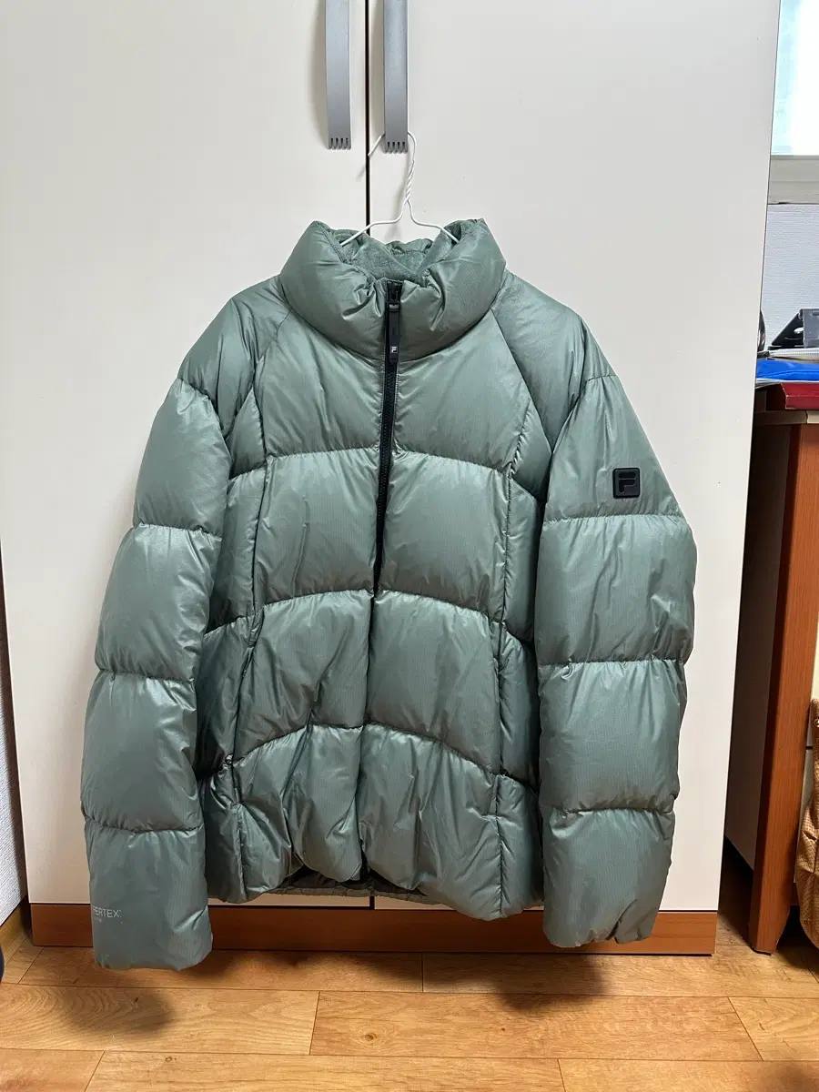 XL 휠라 플로우 다운 푸퍼 패딩 숏패딩 카키