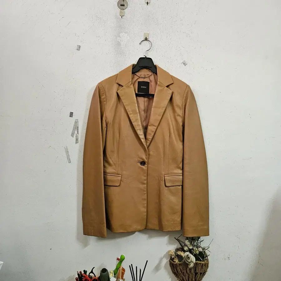 쥬크양가죽 자켓 베이지.