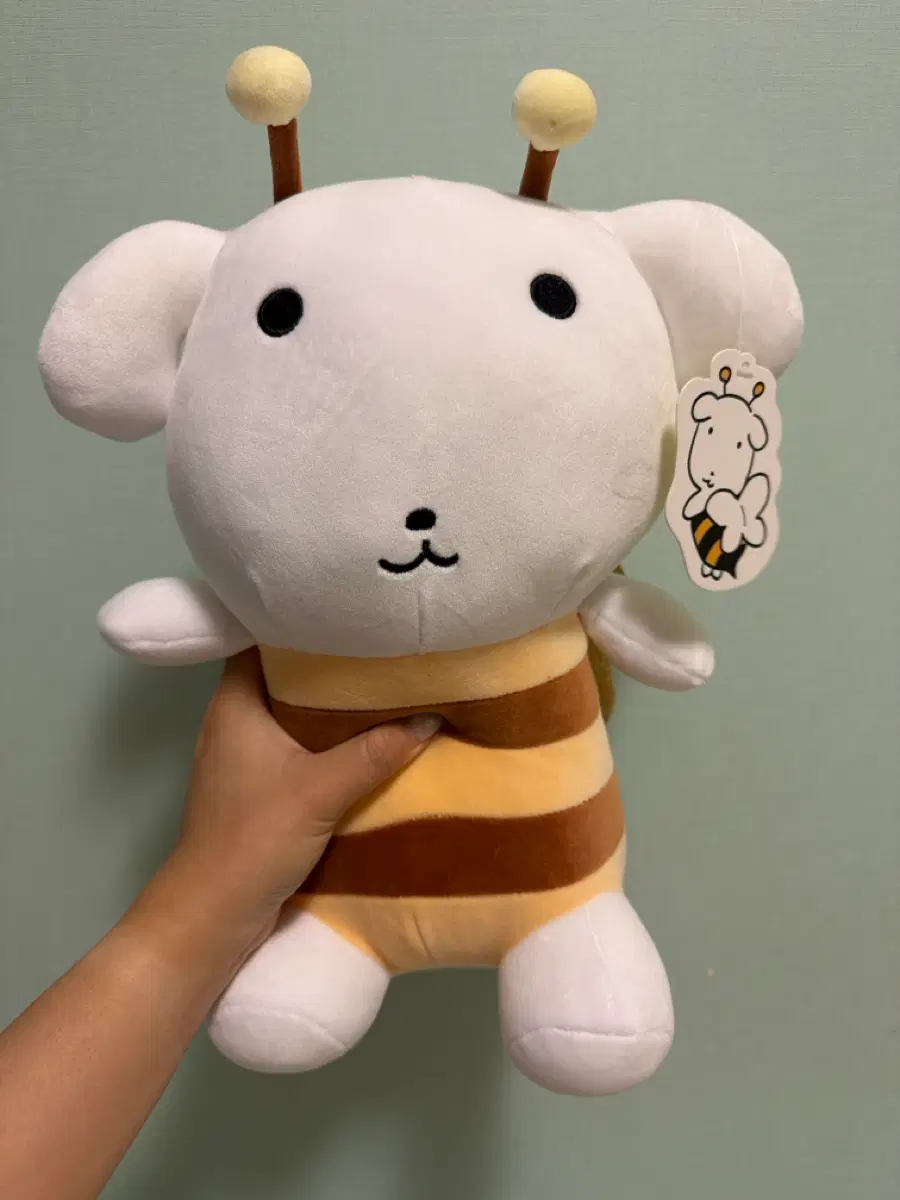 가나디 벌 인형